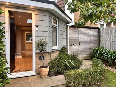 Front Gardens & Parking: